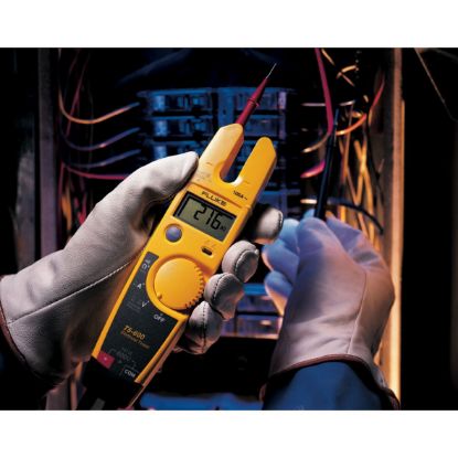 Fluke T5-600      EUR1 Spannings- doorbel- en stroomtester met een bereik van 600 V